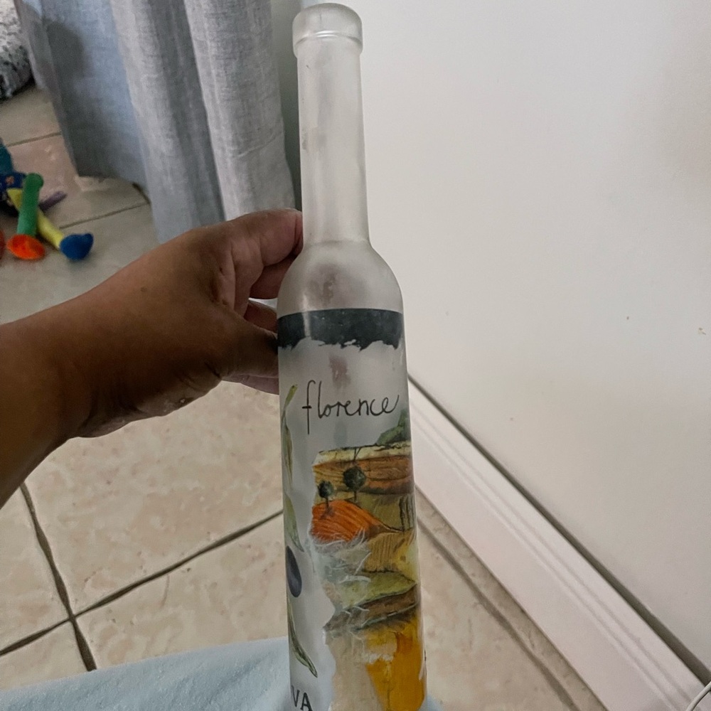 Florence Frosted Glass Bottle with Artistic Design